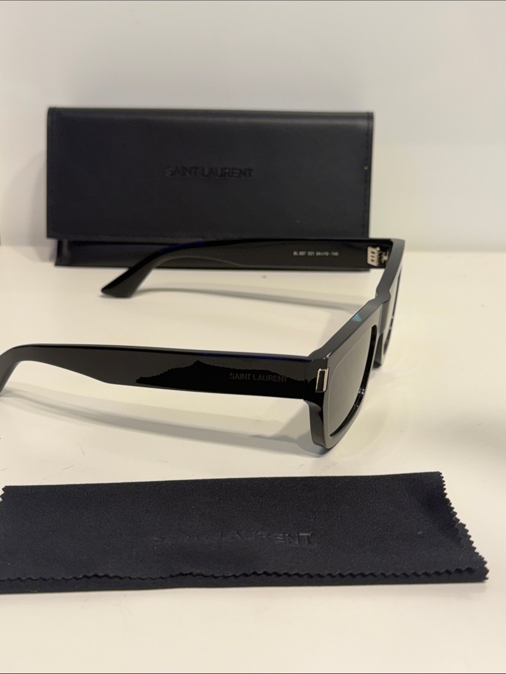 Like new Saint Laurent Black Rectangular Menβs Sunglasses sl837 001